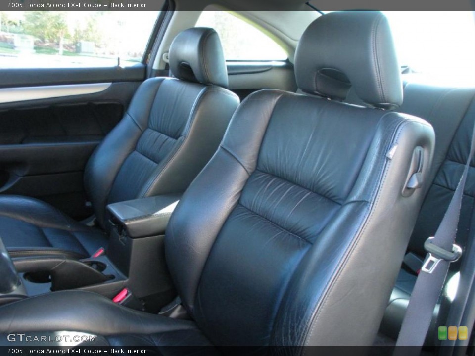 Black Interior Photo for the 2005 Honda Accord EX-L Coupe #41438547
