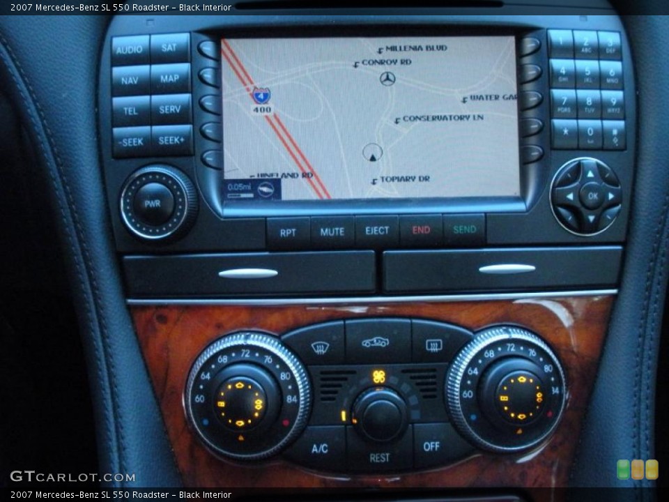 Black Interior Navigation for the 2007 Mercedes-Benz SL 550 Roadster #41439899