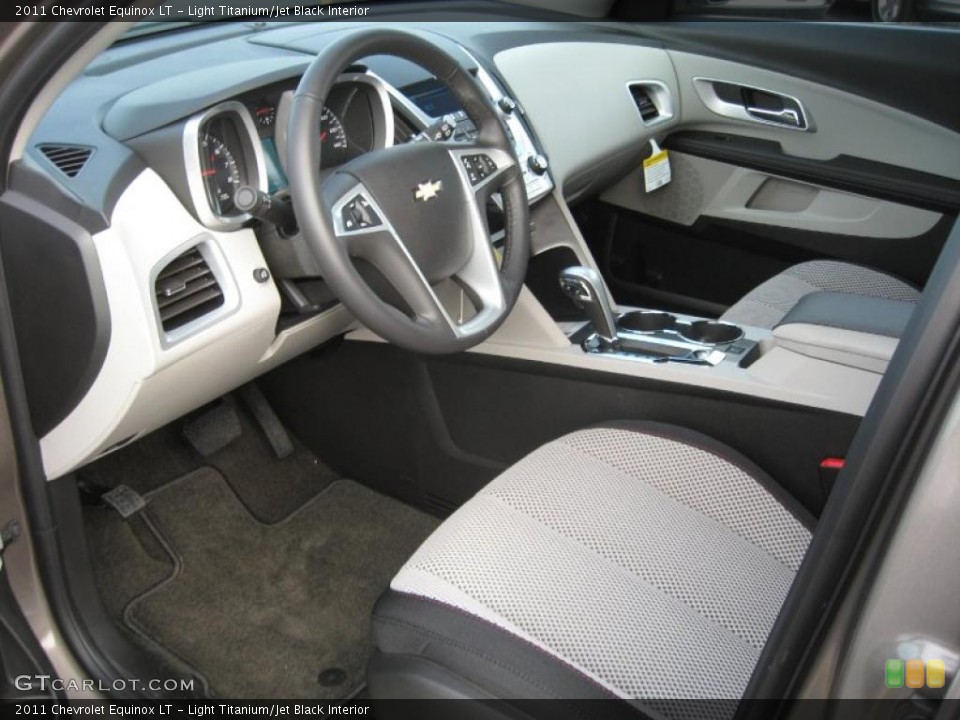 Light Titanium/Jet Black Interior Photo for the 2011 Chevrolet Equinox LT #41442703