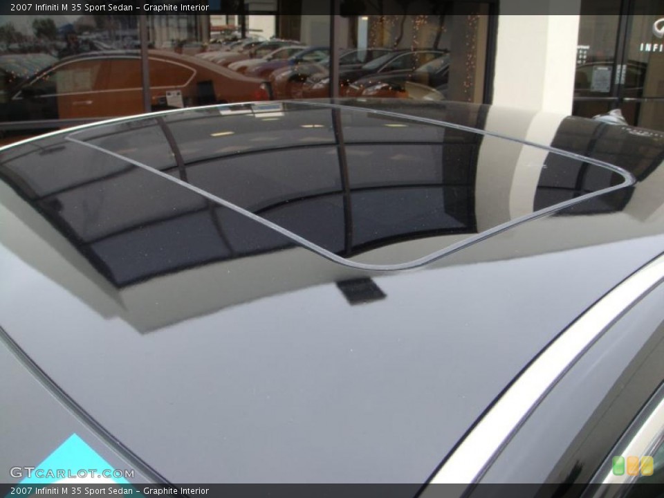 Graphite Interior Sunroof for the 2007 Infiniti M 35 Sport Sedan #41442899