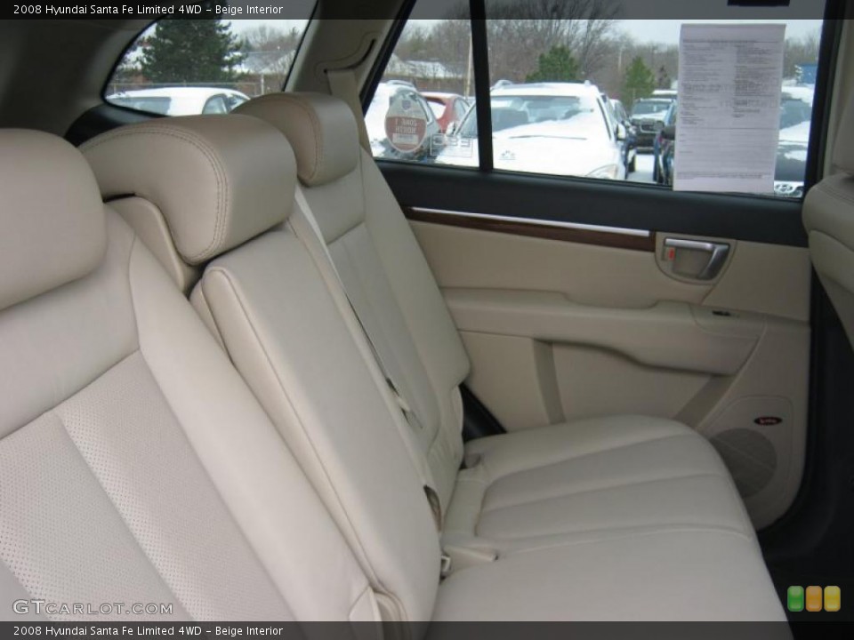 Beige Interior Photo for the 2008 Hyundai Santa Fe Limited 4WD #41443951