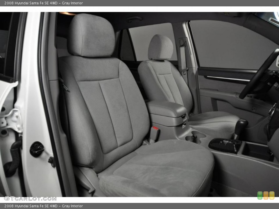 Gray Interior Photo for the 2008 Hyundai Santa Fe SE 4WD #41447443