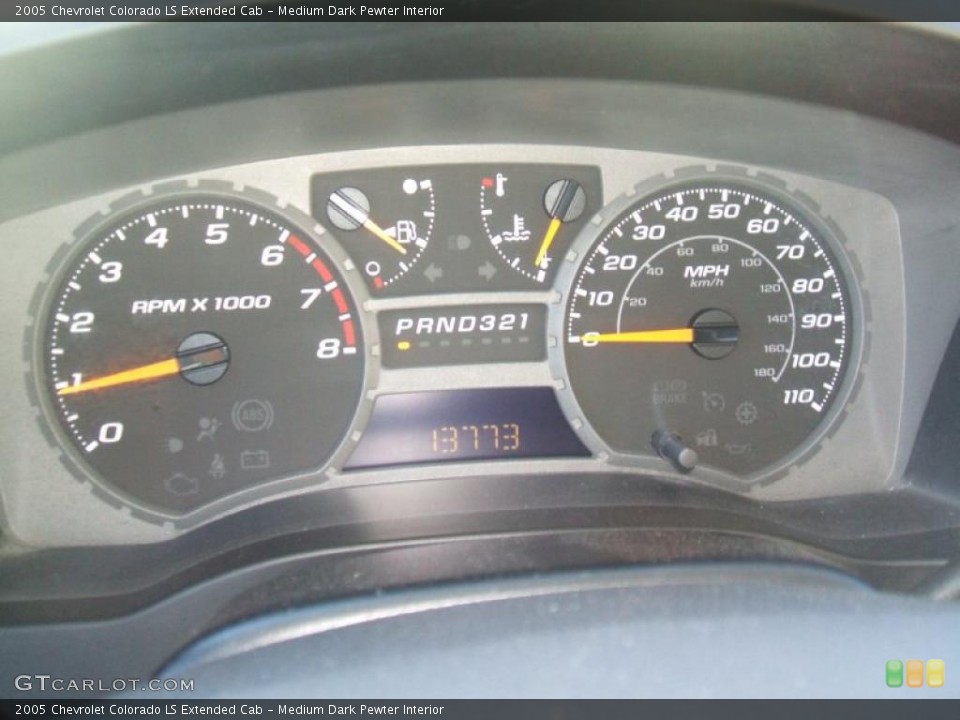 Medium Dark Pewter Interior Gauges for the 2005 Chevrolet Colorado LS Extended Cab #41449367