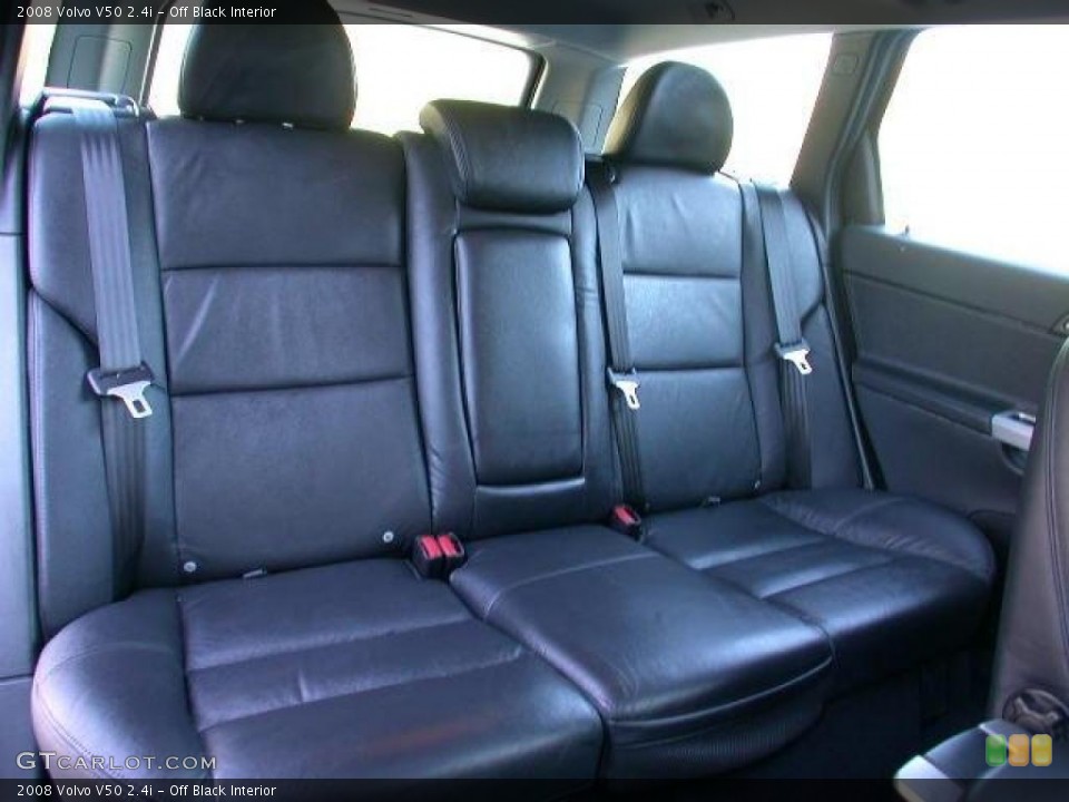 Off Black Interior Photo for the 2008 Volvo V50 2.4i #41450655