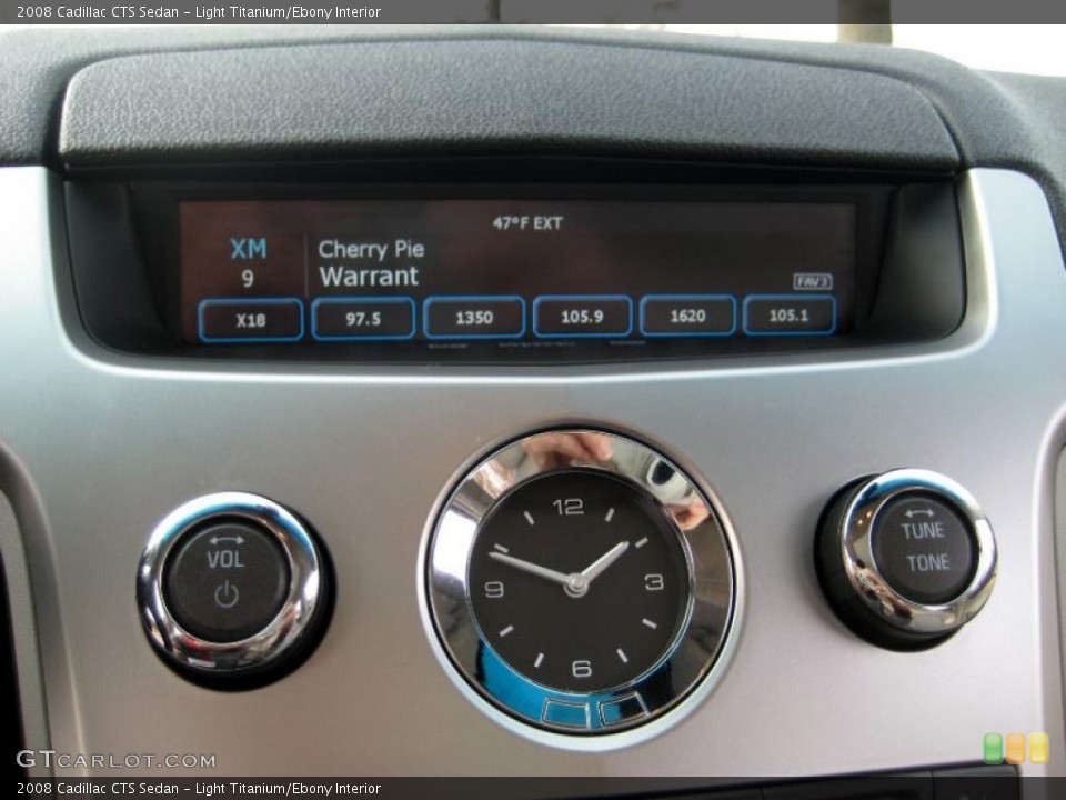 Light Titanium/Ebony Interior Controls for the 2008 Cadillac CTS Sedan #41452947