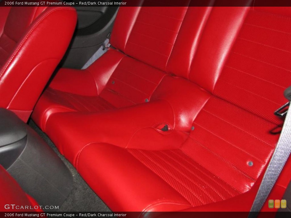 Red/Dark Charcoal Interior Photo for the 2006 Ford Mustang GT Premium Coupe #41462174