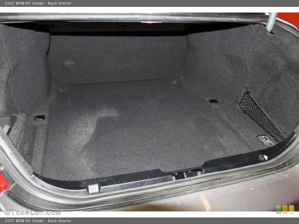Black Interior Trunk for the 2007 BMW M5 Sedan #41462698