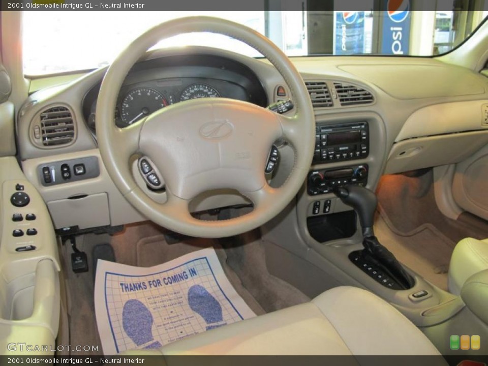 Neutral Interior Photo for the 2001 Oldsmobile Intrigue GL #41465282