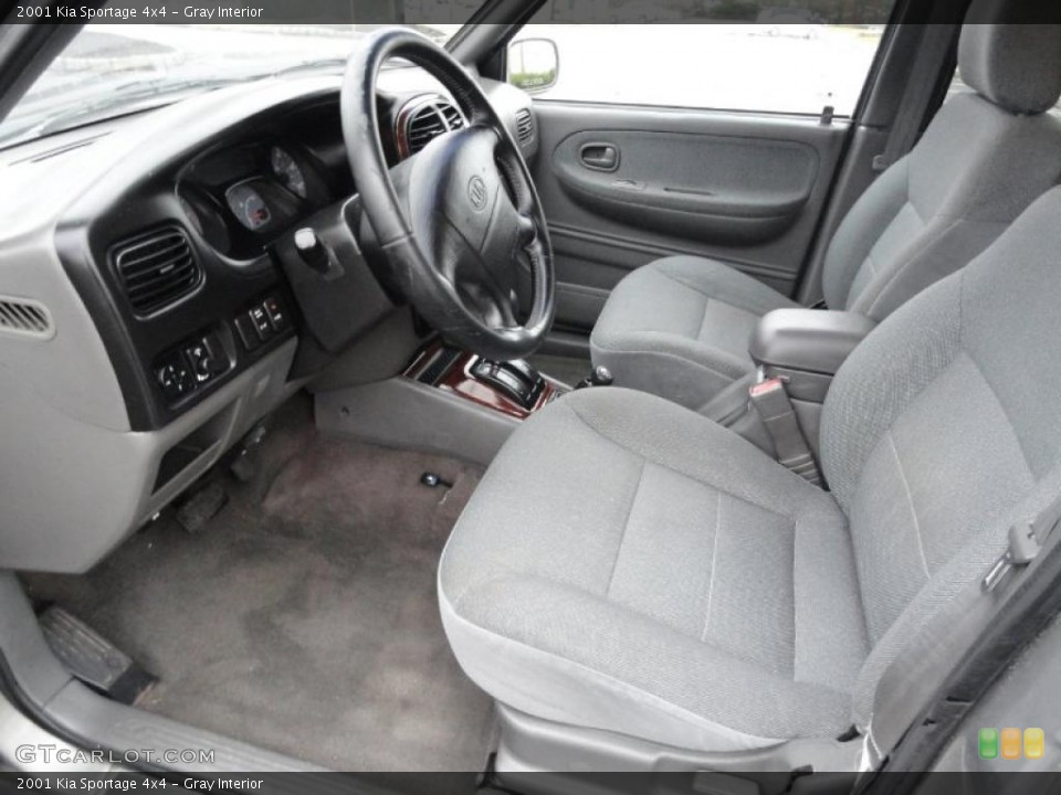 Gray Interior Photo for the 2001 Kia Sportage 4x4 #41466462