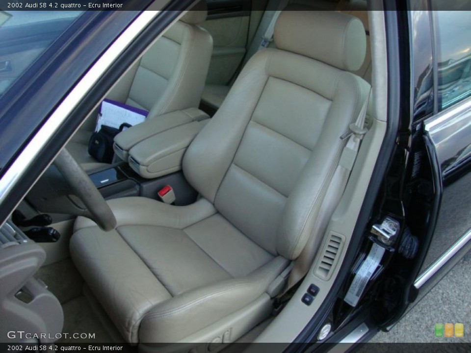 Ecru Interior Photo for the 2002 Audi S8 4.2 quattro #41471423
