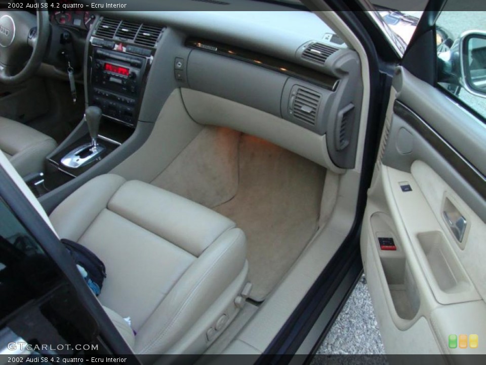 Ecru Interior Photo for the 2002 Audi S8 4.2 quattro #41471439