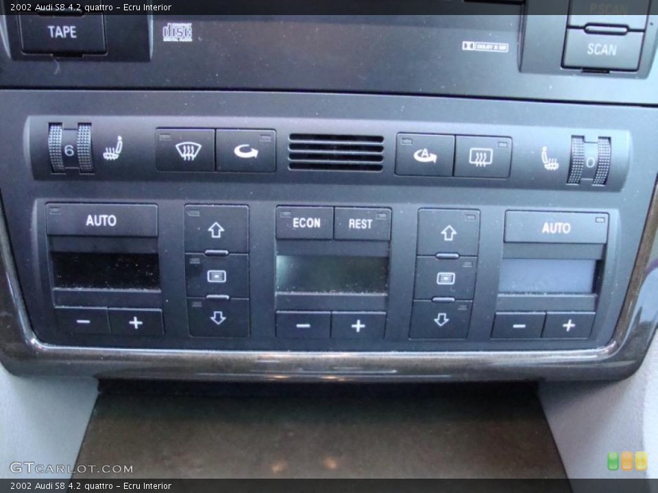 Ecru Interior Controls for the 2002 Audi S8 4.2 quattro #41471827