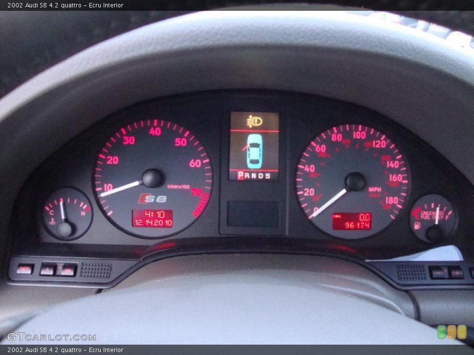 Ecru Interior Gauges for the 2002 Audi S8 4.2 quattro #41471889