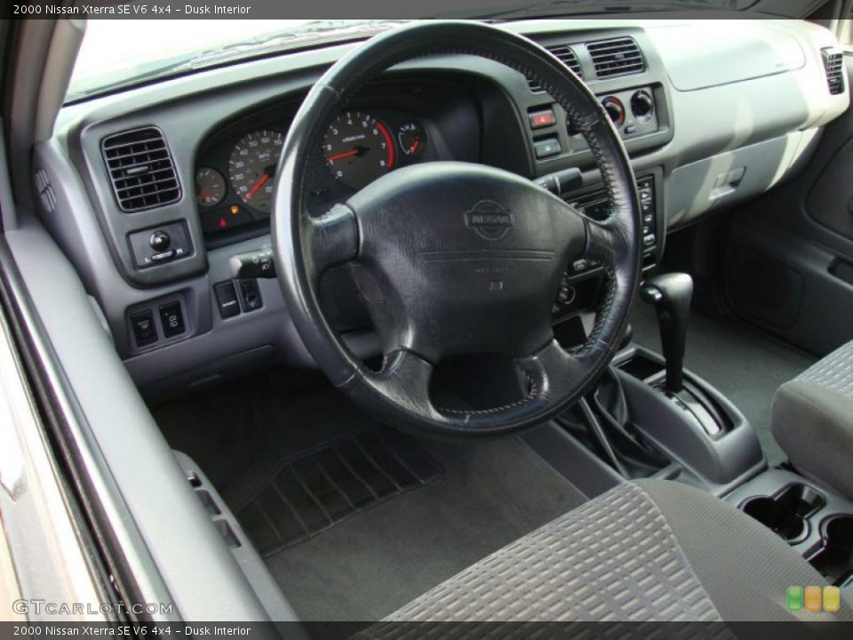Dusk Interior Photo for the 2000 Nissan Xterra SE V6 4x4 #41475455