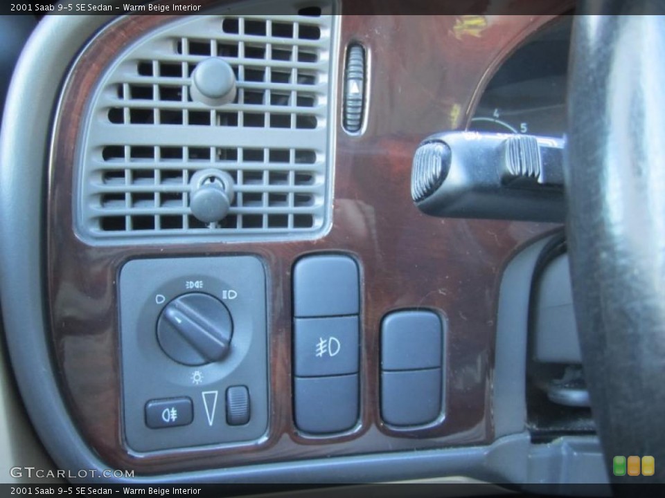 Warm Beige Interior Controls for the 2001 Saab 9-5 SE Sedan #41475567