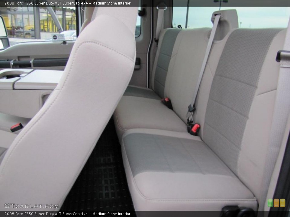 Medium Stone Interior Photo for the 2008 Ford F350 Super Duty XLT SuperCab 4x4 #41476287
