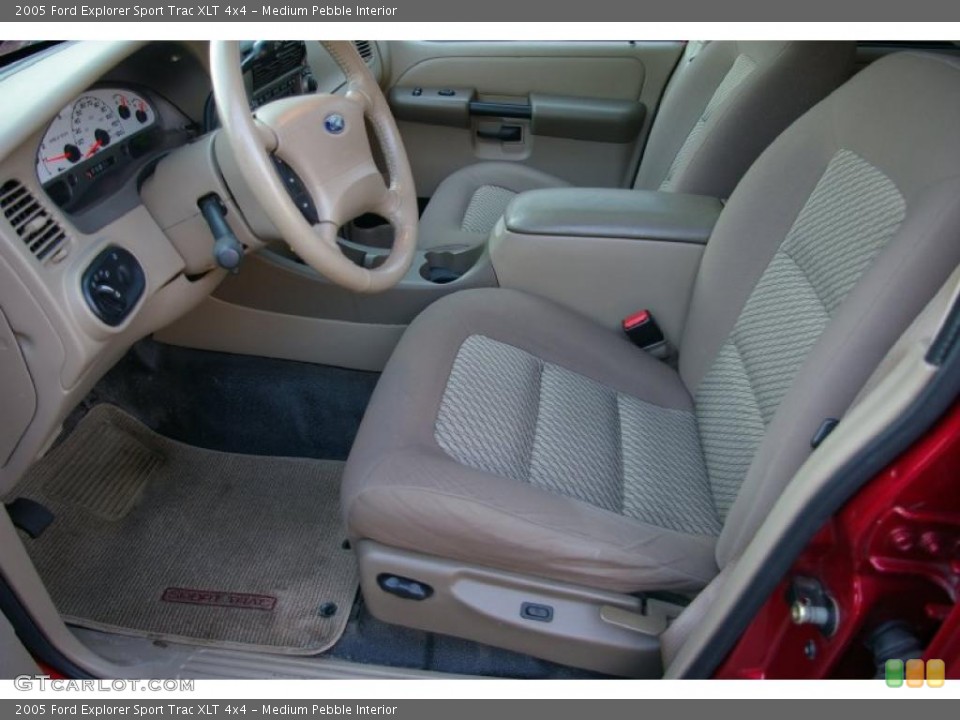 Medium Pebble Interior Photo for the 2005 Ford Explorer Sport Trac XLT 4x4 #41477995