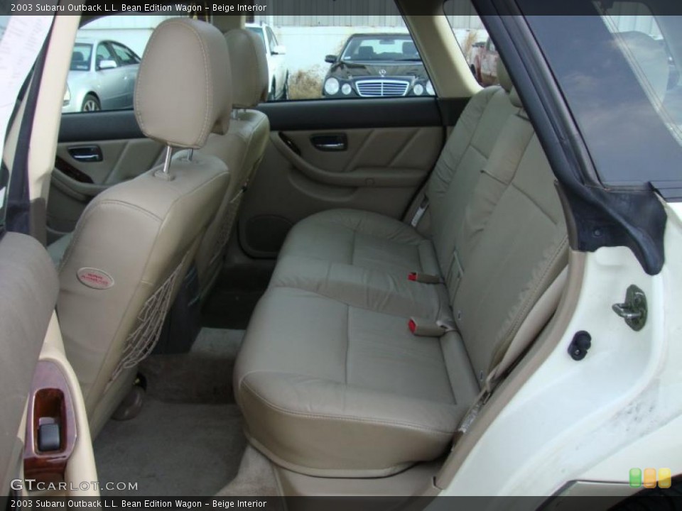 Beige Interior Photo for the 2003 Subaru Outback L.L. Bean Edition Wagon #41483579
