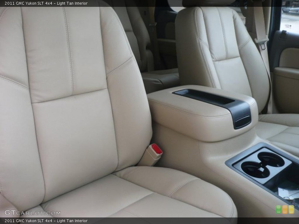 Light Tan Interior Photo for the 2011 GMC Yukon SLT 4x4 #41490095