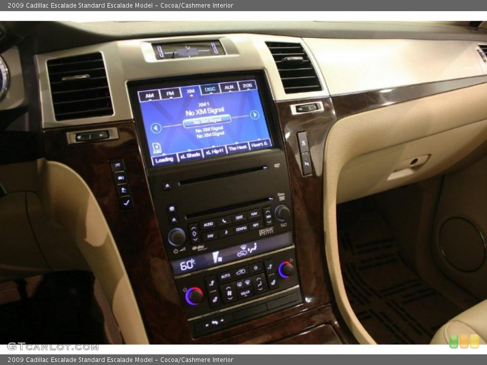 Cocoa/Cashmere Interior Controls for the 2009 Cadillac Escalade  #41490967
