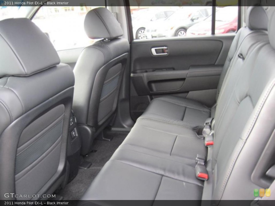 Black Interior Photo for the 2011 Honda Pilot EX-L #41491431