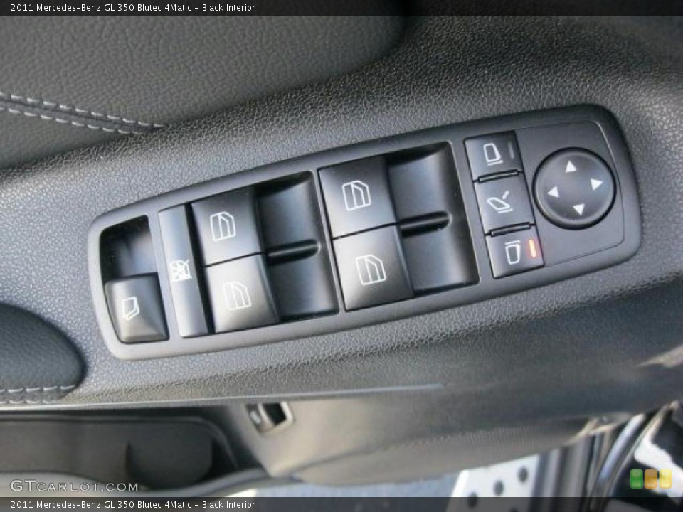 Black Interior Controls for the 2011 Mercedes-Benz GL 350 Blutec 4Matic #41491911
