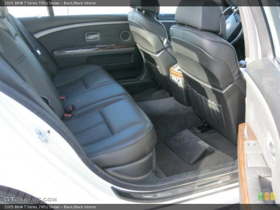 Black/Black Interior Photo for the 2005 BMW 7 Series 745Li Sedan #41493971