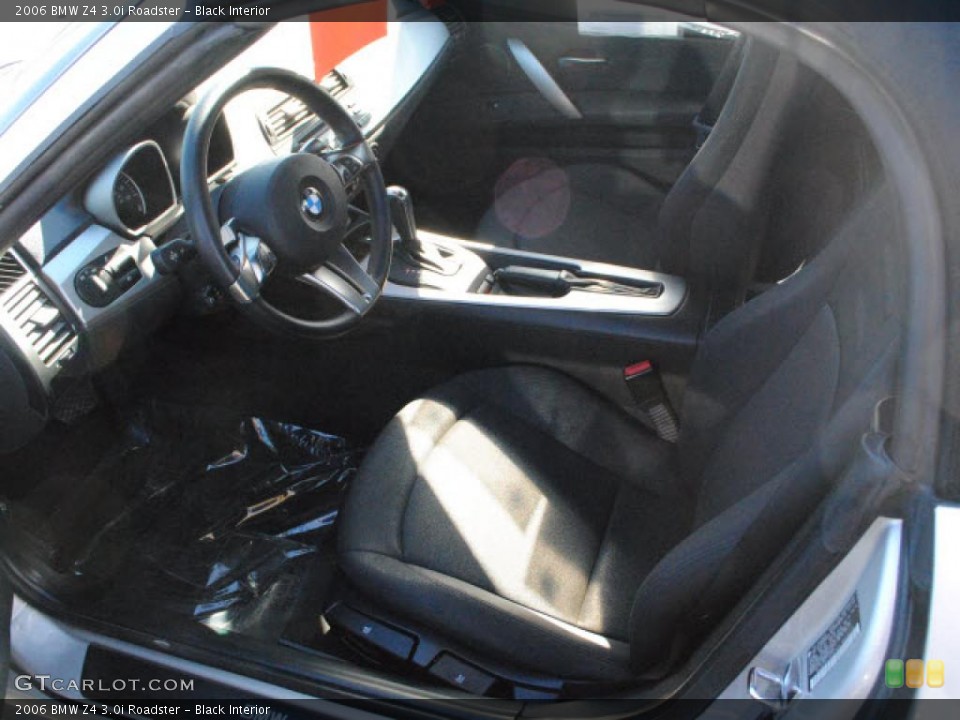 Black Interior Photo for the 2006 BMW Z4 3.0i Roadster #41496568