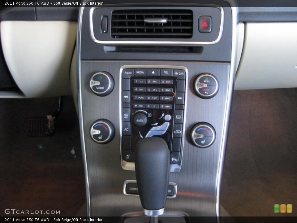 Soft Beige/Off Black Interior Controls for the 2011 Volvo S60 T6 AWD #41502146