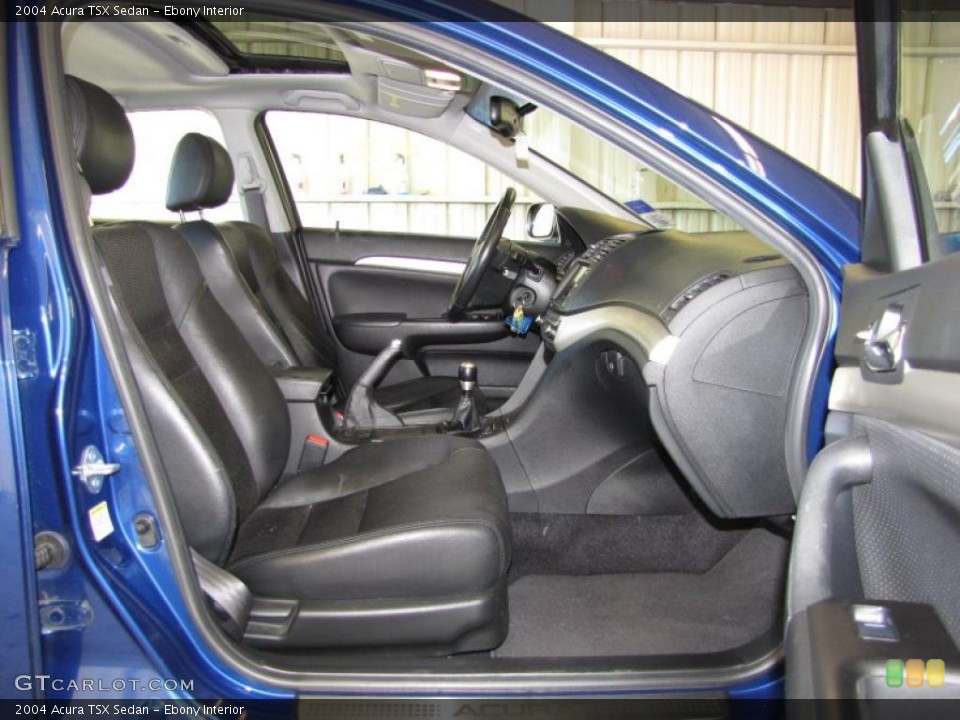 Ebony Interior Photo for the 2004 Acura TSX Sedan #41513113