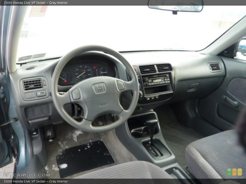 Gray Interior Photo for the 2000 Honda Civic VP Sedan #41514785