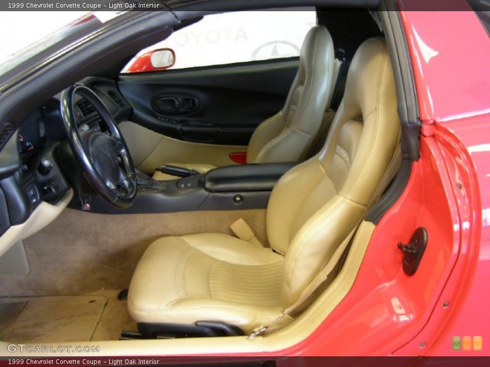 Light Oak Interior Photo for the 1999 Chevrolet Corvette Coupe #41522865