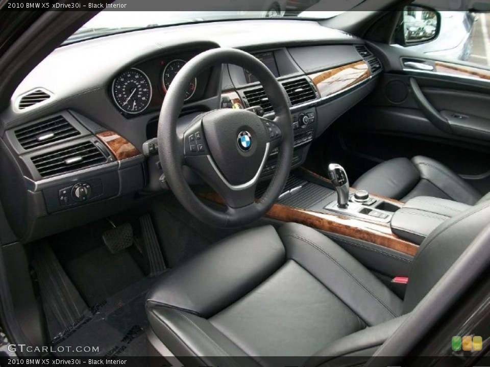 Black Interior Dashboard for the 2010 BMW X5 xDrive30i #41524685