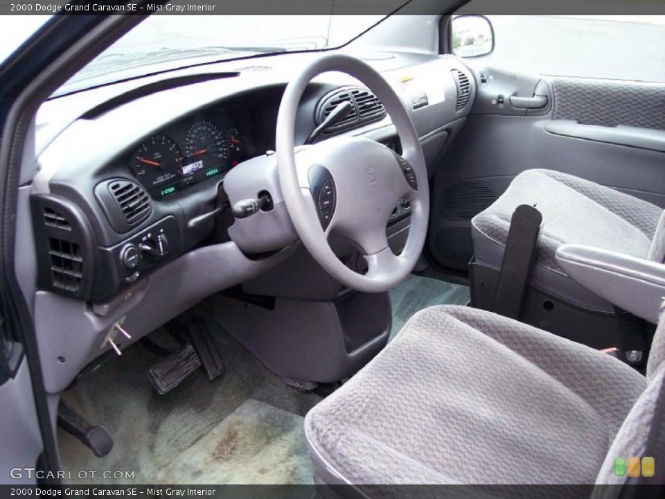 Mist Gray Interior Photo for the 2000 Dodge Grand Caravan SE #41525665