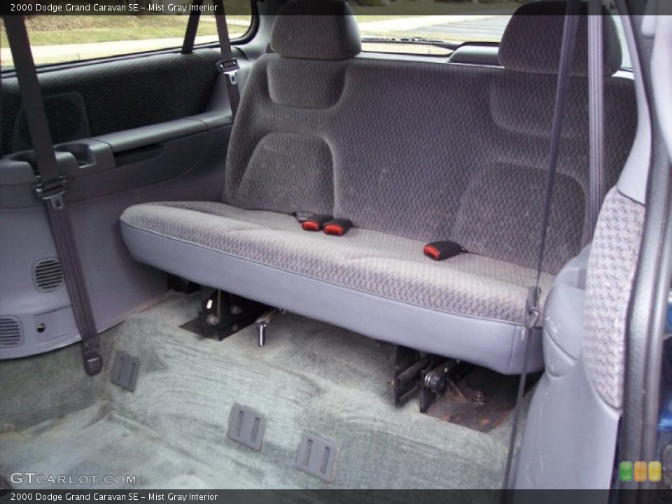 Mist Gray Interior Photo for the 2000 Dodge Grand Caravan SE #41525773
