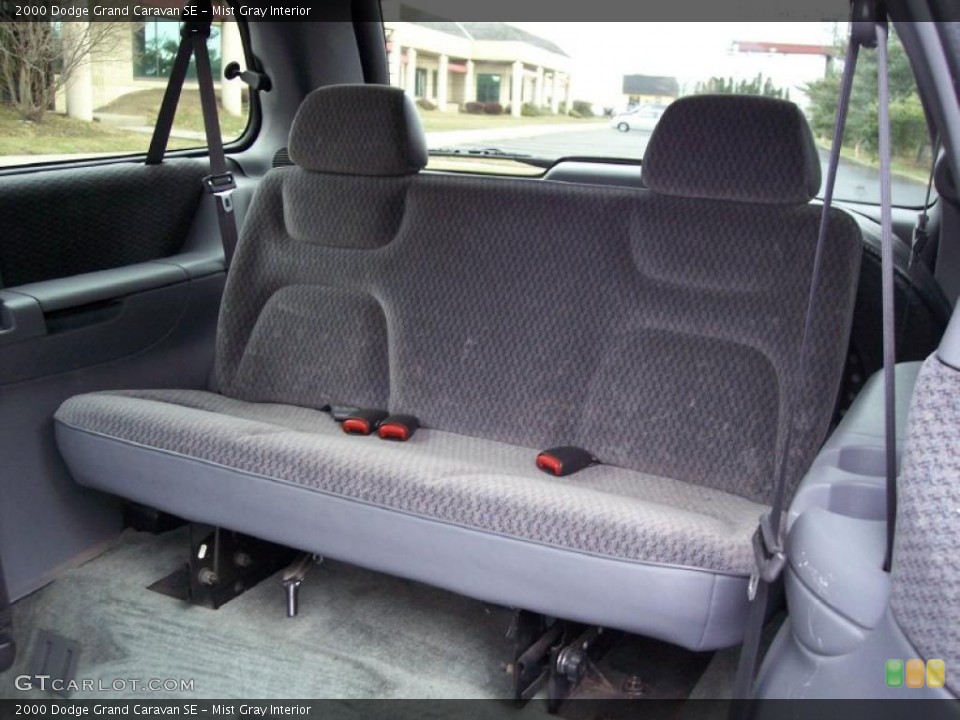 Mist Gray Interior Photo for the 2000 Dodge Grand Caravan SE #41525793
