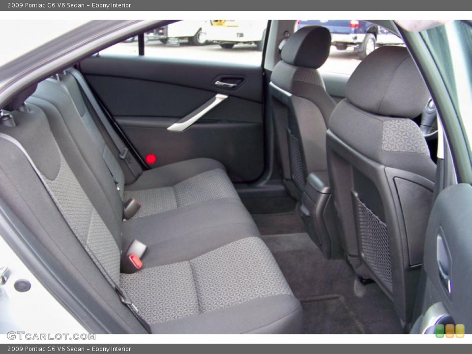 Ebony Interior Photo for the 2009 Pontiac G6 V6 Sedan #41525965