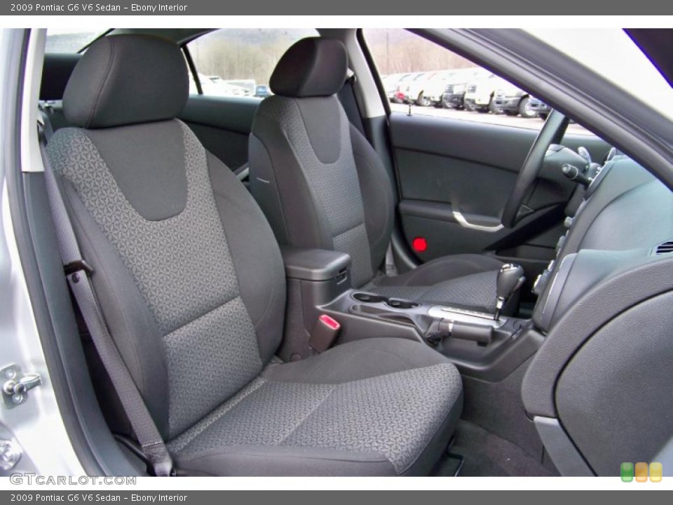 Ebony Interior Photo for the 2009 Pontiac G6 V6 Sedan #41526001