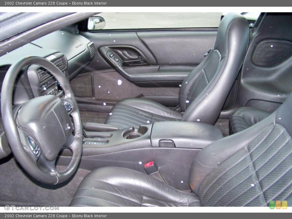 Ebony Black Interior Photo for the 2002 Chevrolet Camaro Z28 Coupe #41526185
