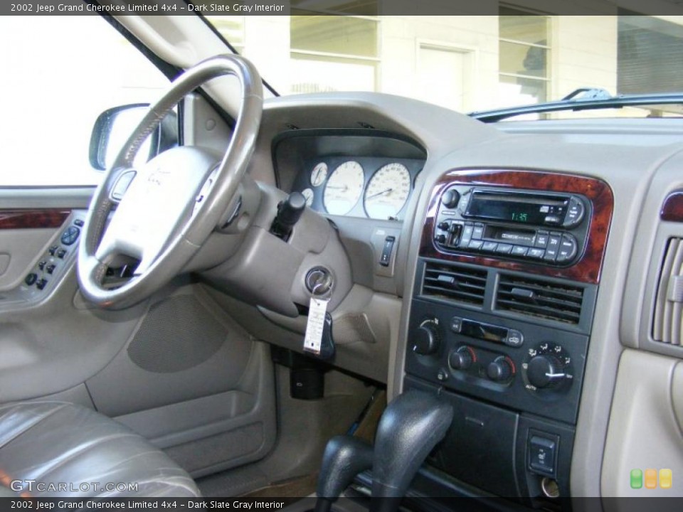 Dark Slate Gray Interior Dashboard for the 2002 Jeep Grand Cherokee Limited 4x4 #41528337