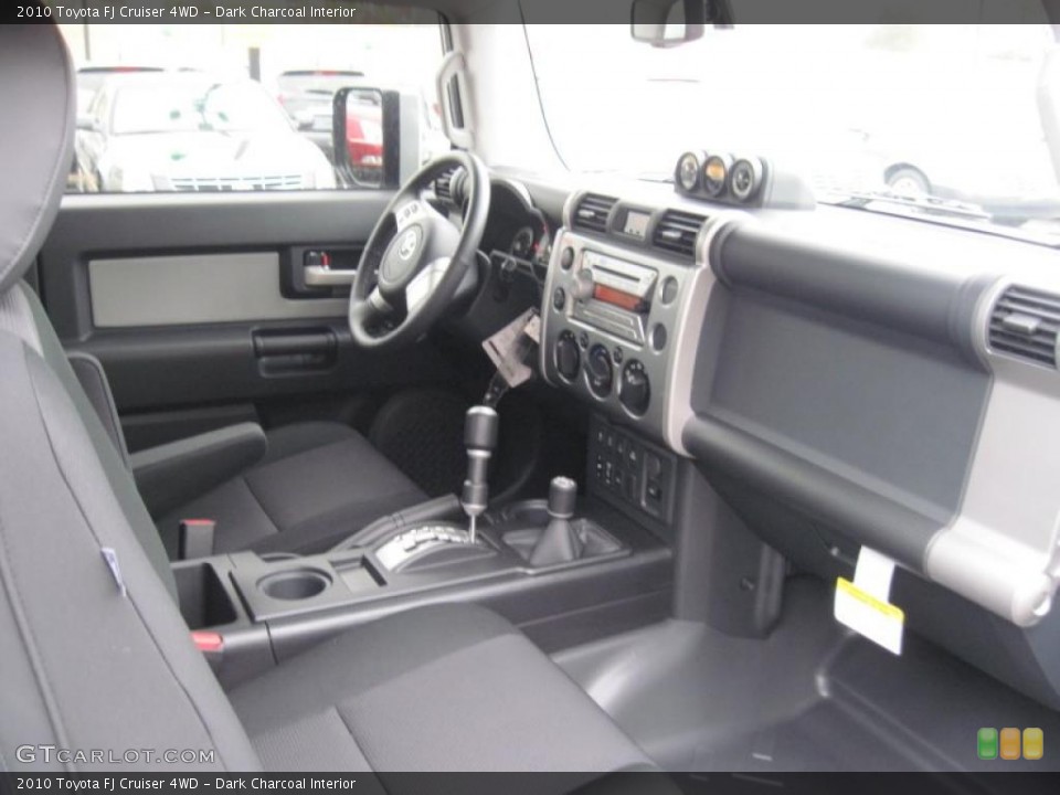 Dark Charcoal Interior Photo for the 2010 Toyota FJ Cruiser 4WD #41529105