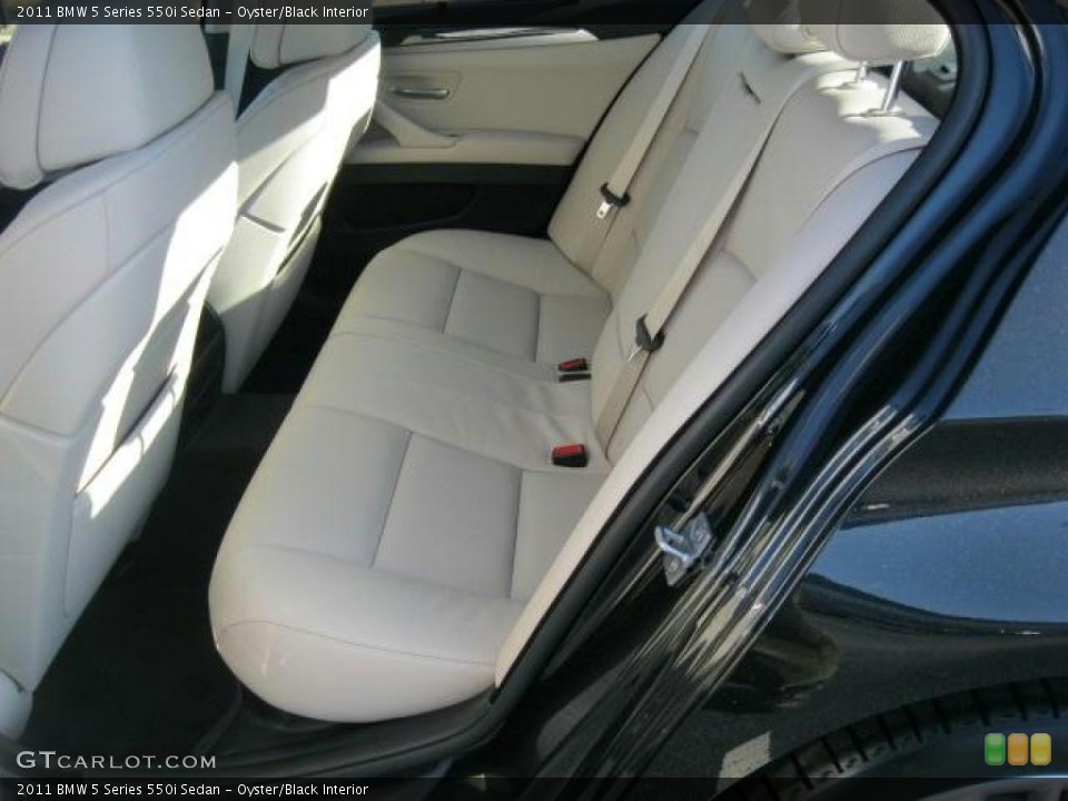 Oyster/Black Interior Photo for the 2011 BMW 5 Series 550i Sedan #41532097