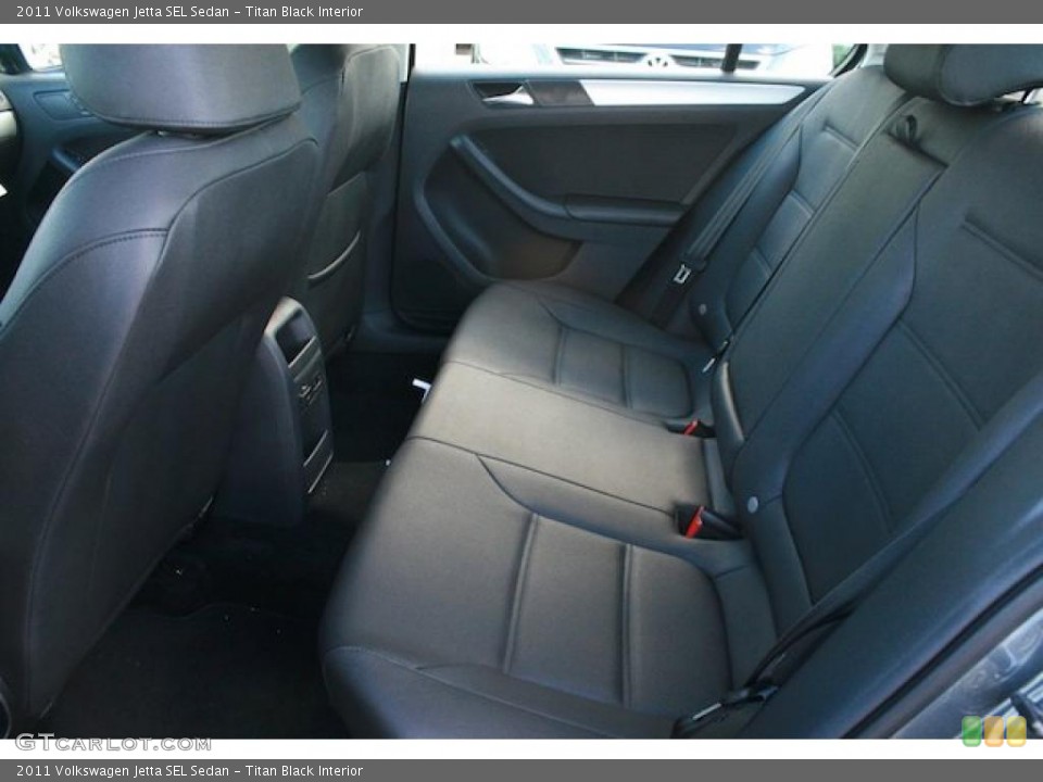 Titan Black Interior Photo for the 2011 Volkswagen Jetta SEL Sedan #41532285