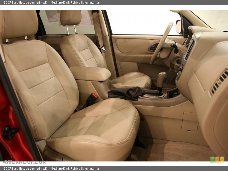 Medium/Dark Pebble Beige Interior Photo for the 2005 Ford Escape Limited 4WD #41535488