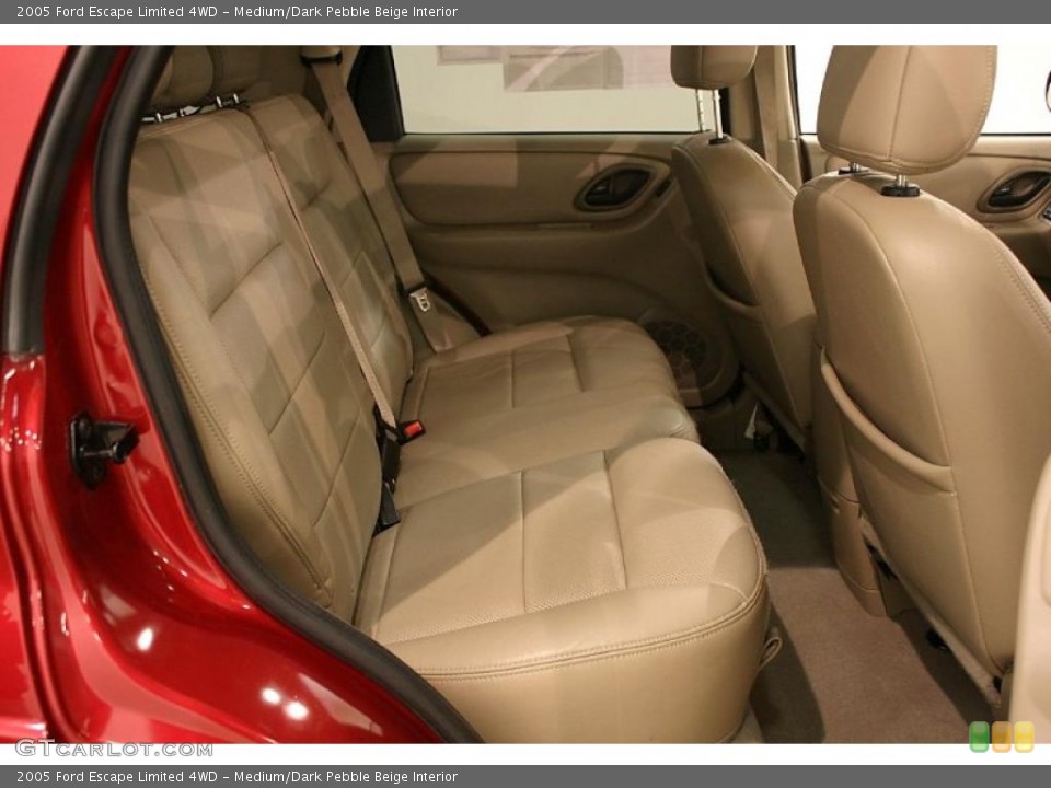Medium/Dark Pebble Beige Interior Photo for the 2005 Ford Escape Limited 4WD #41535508