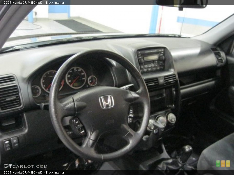 Black Interior Dashboard for the 2005 Honda CR-V EX 4WD #41539324