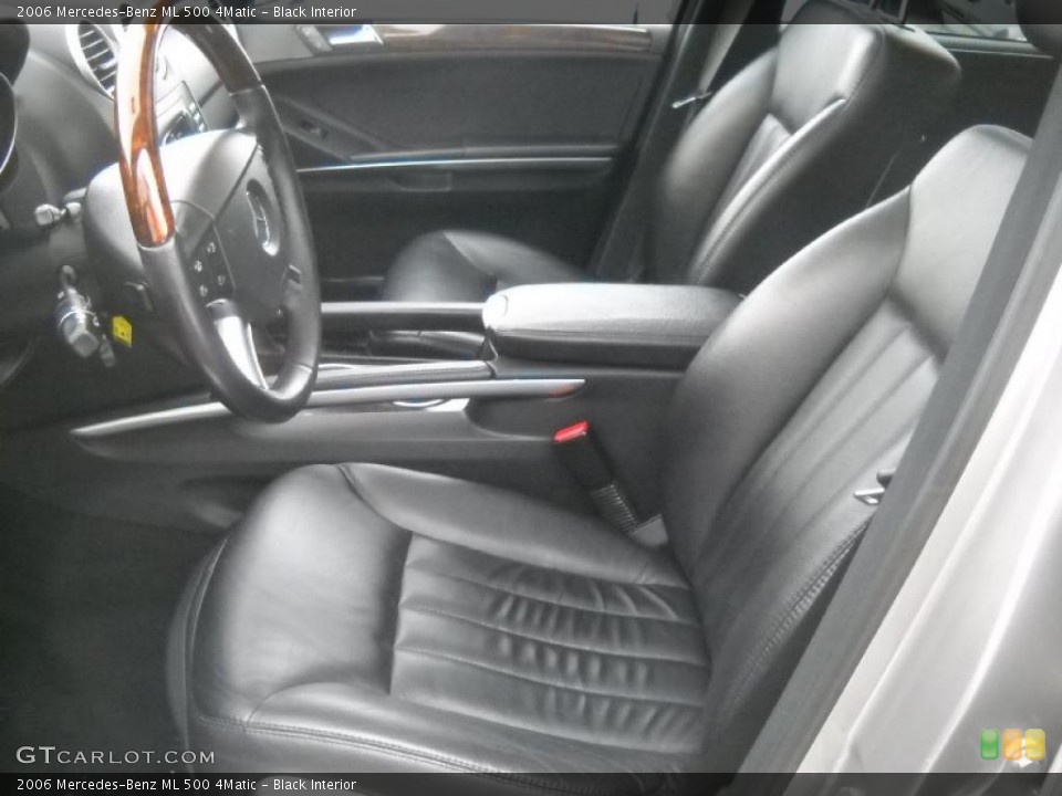 Black Interior Photo for the 2006 Mercedes-Benz ML 500 4Matic #41541496