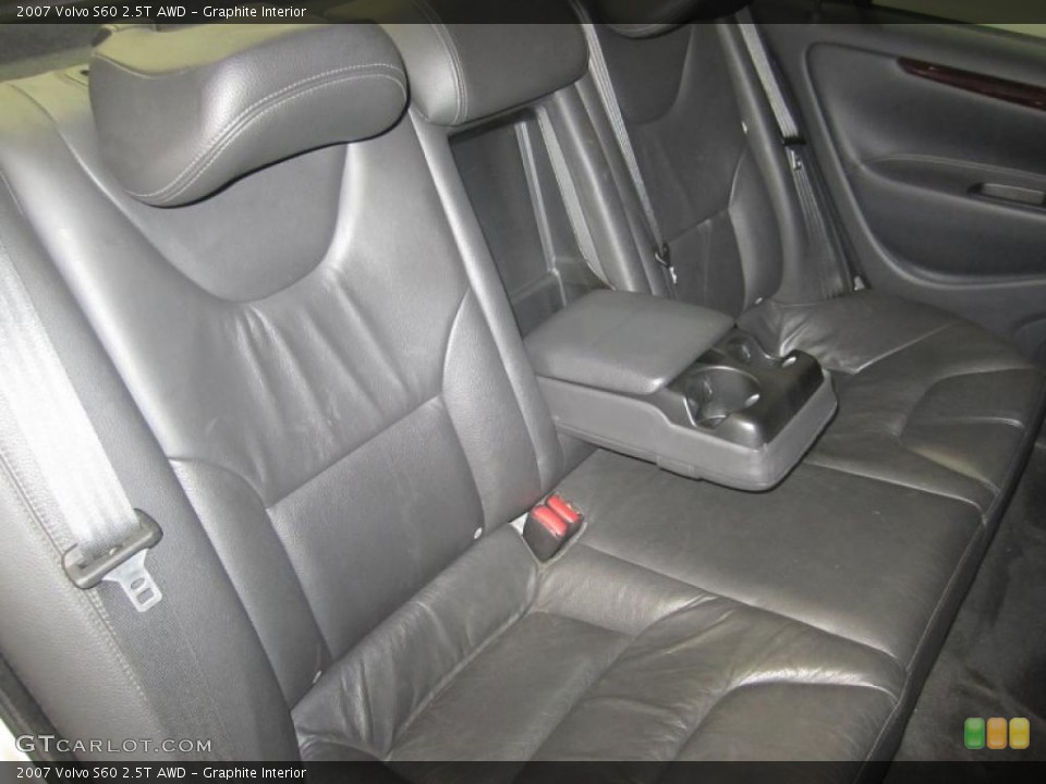 Graphite Interior Photo for the 2007 Volvo S60 2.5T AWD #41543644