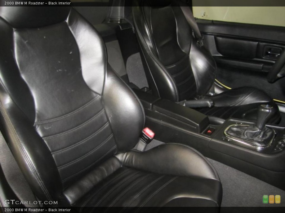 Black Interior Photo for the 2000 BMW M Roadster #41544477