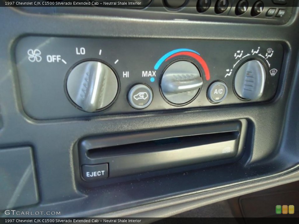 Neutral Shale Interior Controls for the 1997 Chevrolet C/K C1500 Silverado Extended Cab #41555670